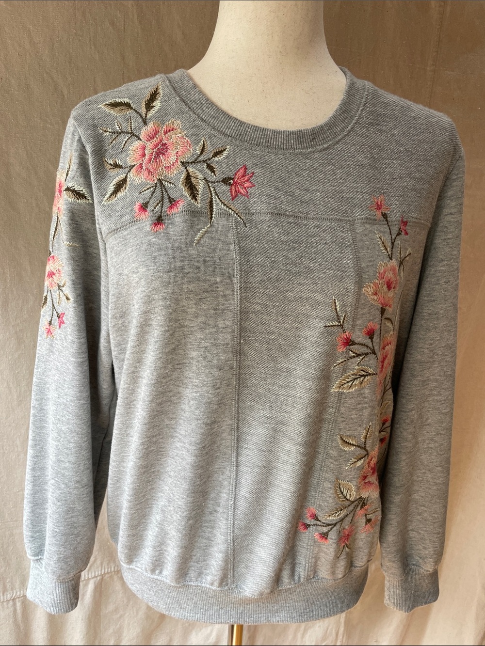 Alfred Dunner Heather Gray Crewneck Sweater with Pink Floral Embroidery